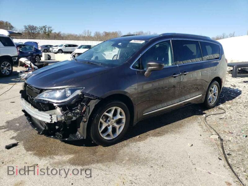 2017 Chrysler PACIFICA Touring L Plus (VIN 2C4RC1EG4HR796909) — photo 1 of 14, Copart, damage: front end