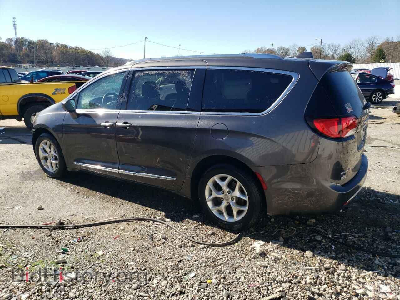 2017 CHRYSLER PACIFICA - VIN: 2C4RC1EG4HR796909 - Photo 2