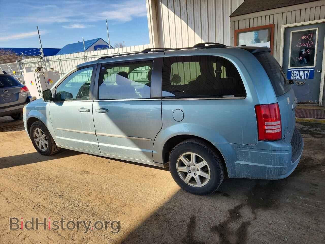 2010 CHRYSLER MINIVAN - VIN: 2A4RR8DX6AR481571 - Фото 2
