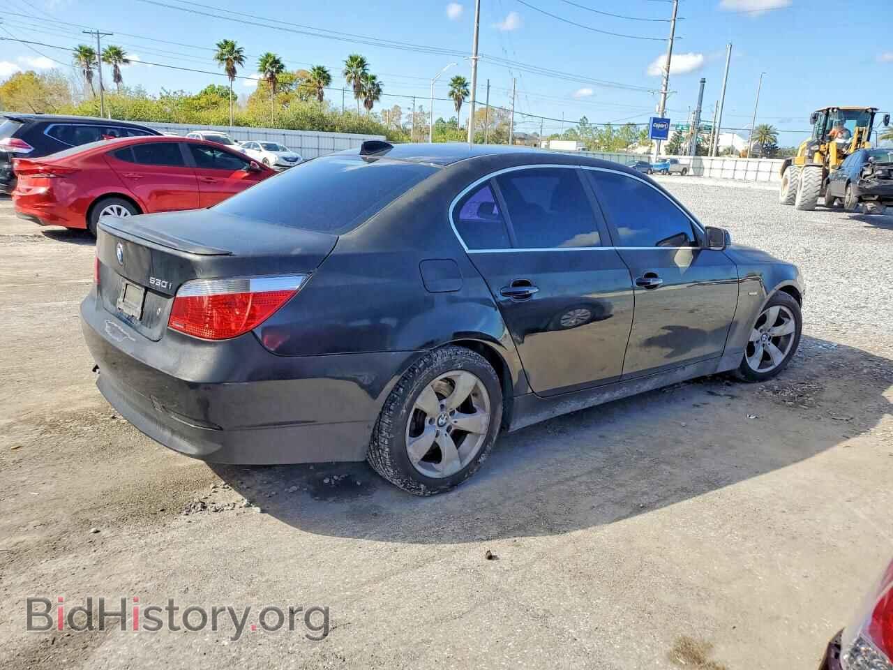 2007 BMW 530 - VIN: WBANE73547CM52157 - Фото 3