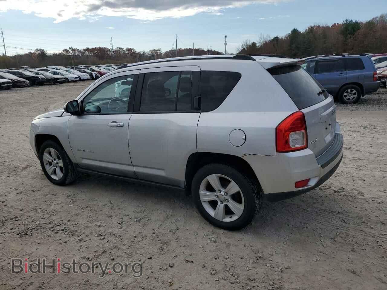 2011 JEEP COMPASS - VIN: 1J4NF1FB3BD134011 - Фото 2