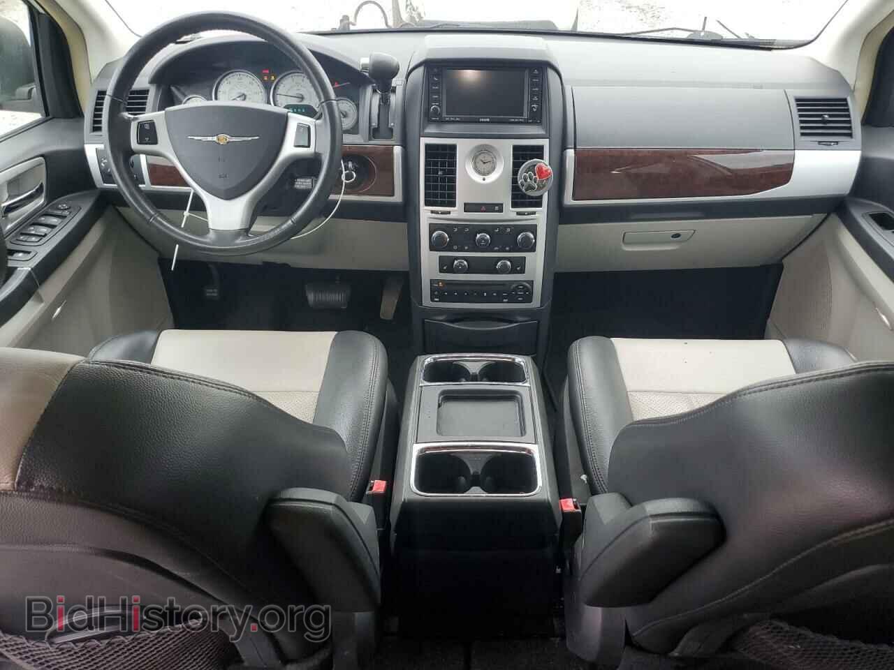 2010 CHRYSLER MINIVAN - VIN: 2A4RR8DXXAR442305 - Фото 8