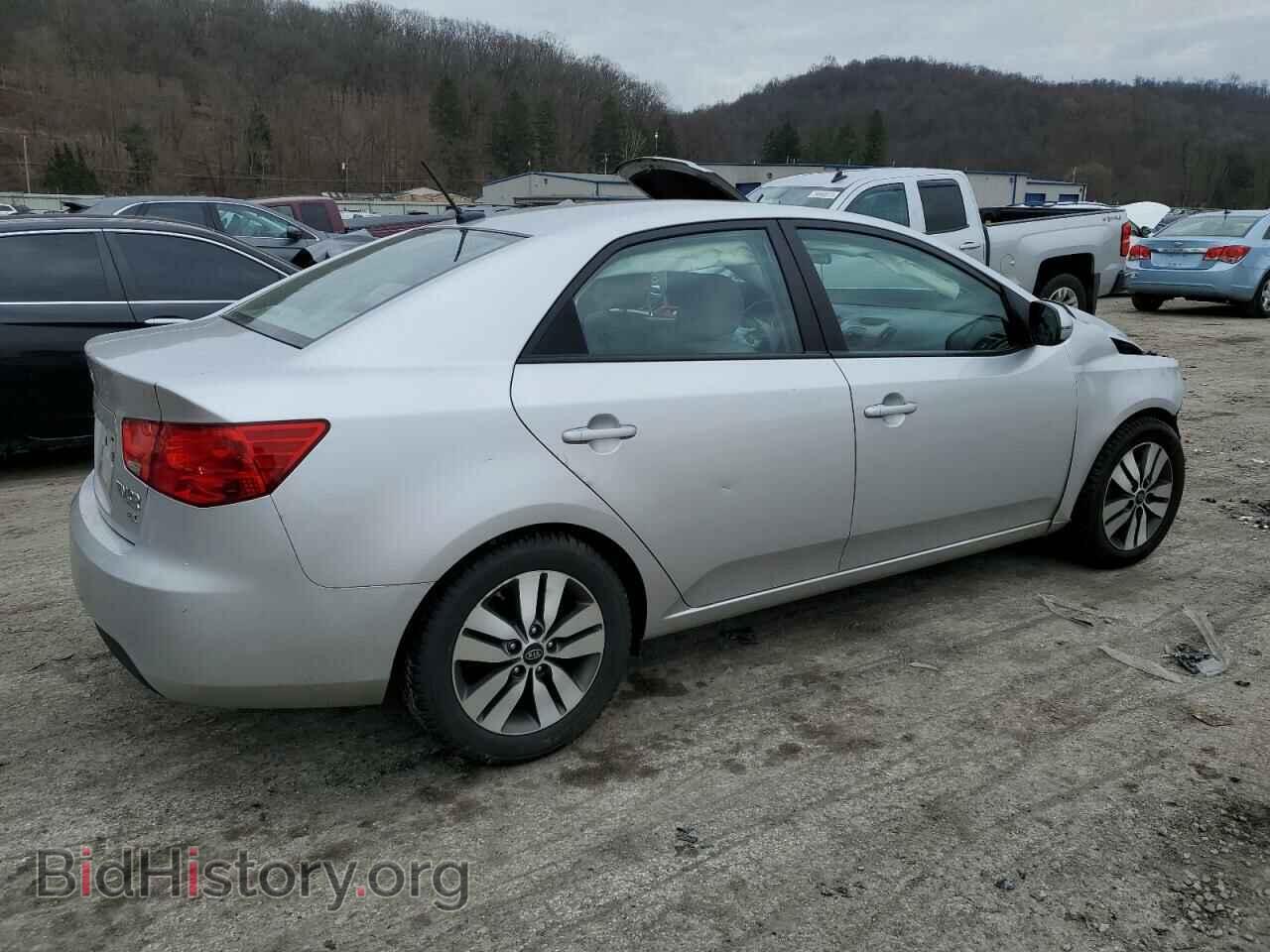 2013 KIA FORTE - VIN: KNAFU4A25D5718896 - Фото 3