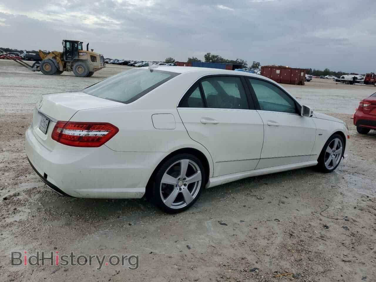 2012 MERCEDES-BENZ E-CLASS - VIN: WDDHF5KBXCA641819 - Фото 3