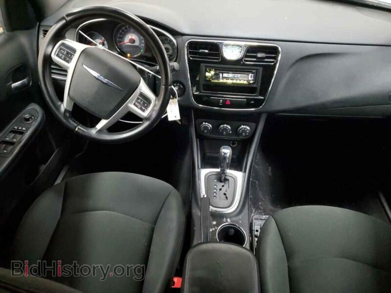 2012 Chrysler 200 (VIN 1C3CCBBB8CN152165) — photo 8 of 12