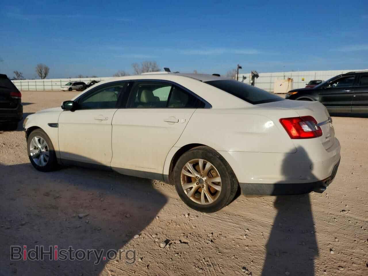 2012 FORD TAURUS - VIN: 1FAHP2HW5CG116413 - Фото 2
