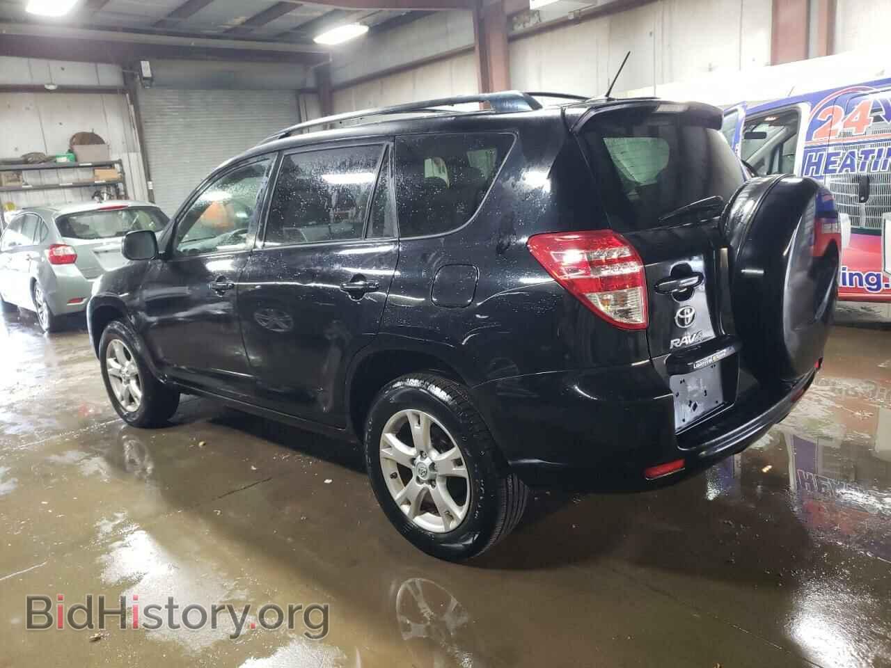 2011 TOYOTA RAV4 - VIN: JTMBF4DVXBD043051 - Фото 2