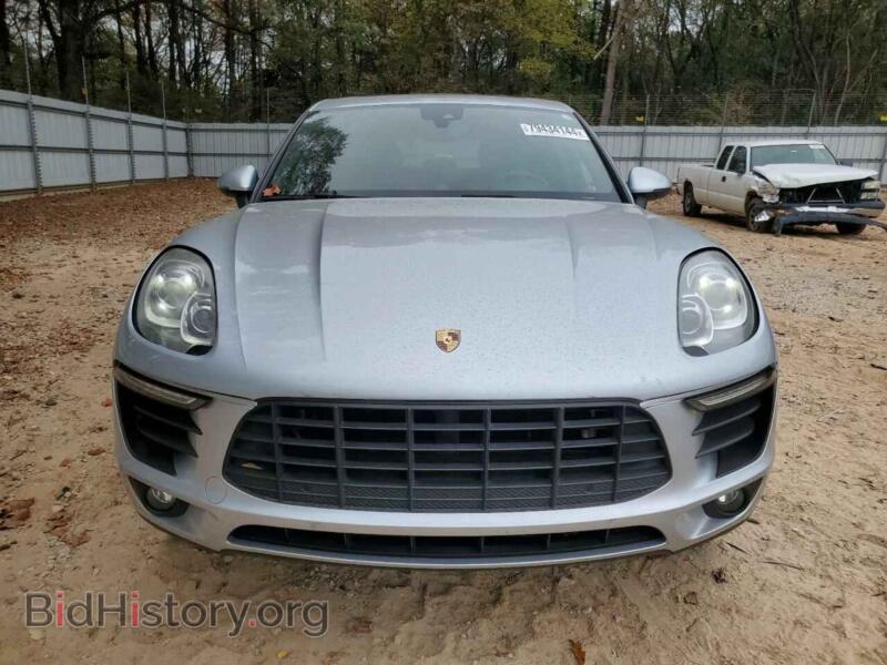 2017 Porsche MACAN (VIN WP1AB2A55HLB12595) — photo 5 of 13