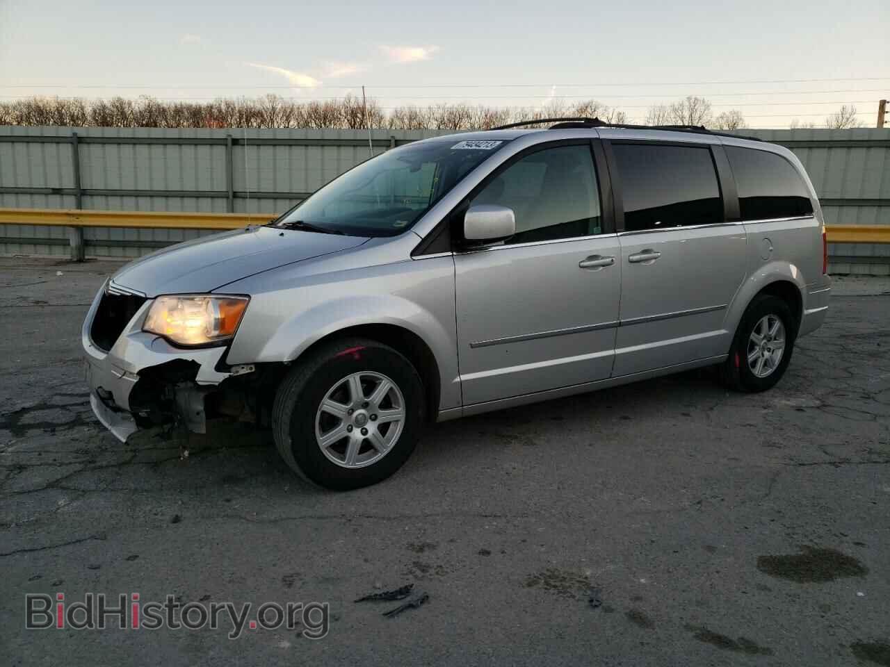 Photo 2A4RR5D13AR108482 - CHRYSLER MINIVAN 2010