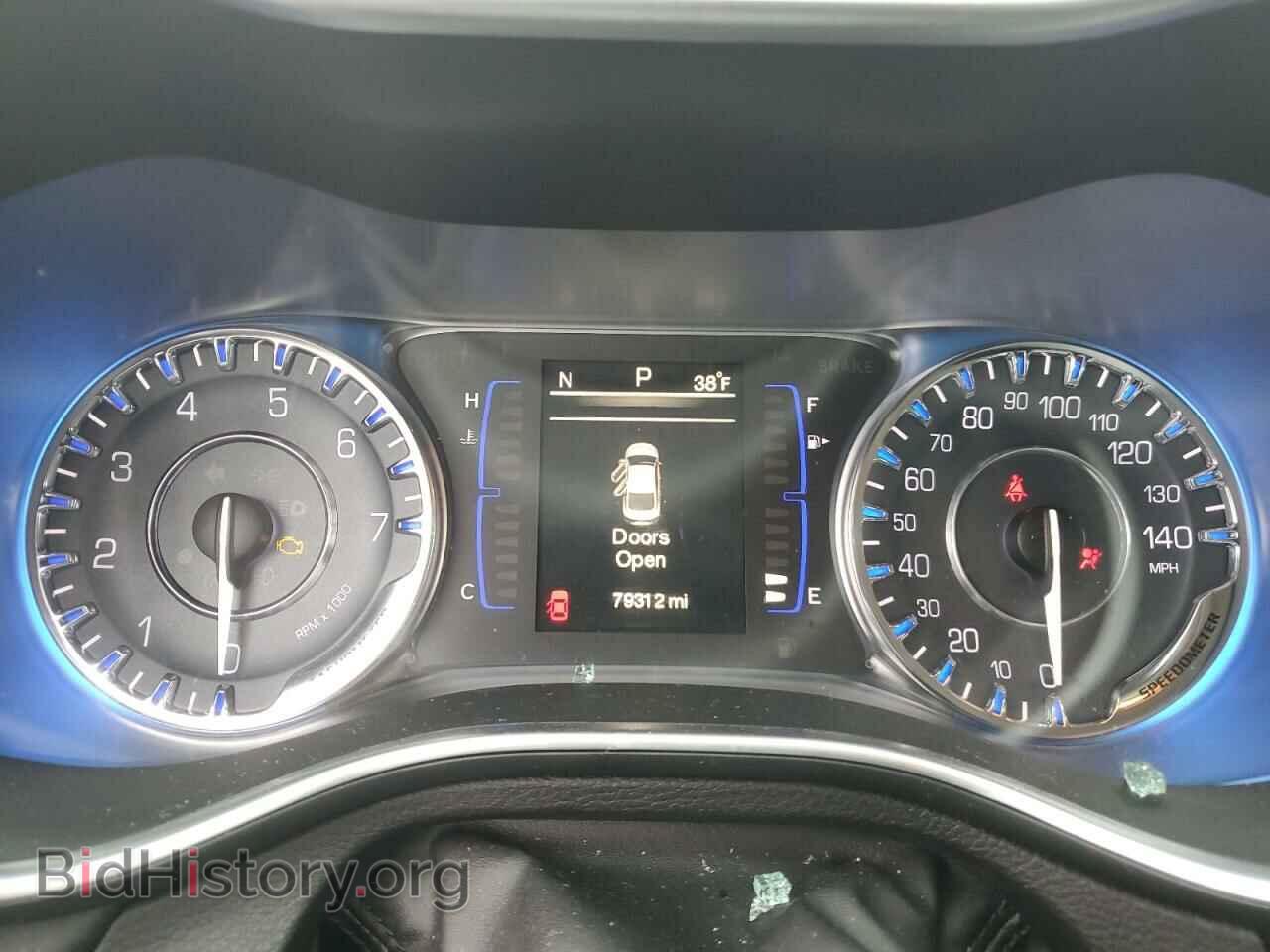 2015 CHRYSLER 200 - VIN: 1C3CCCABXFN721738 - Фото 9
