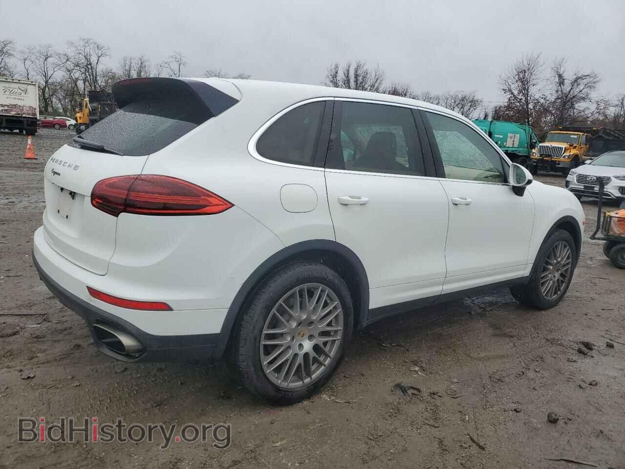 2016 PORSCHE CAYENNE - VIN: WP1AA2A22GLA00599 - Фото 3