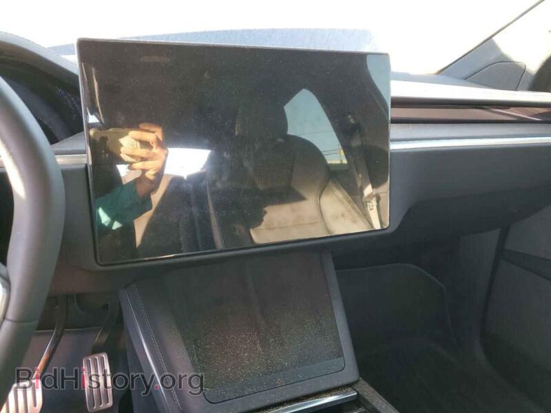 2023 Tesla MODEL X (VIN 7SAXCAE54PF422139) — photo 9 of 13