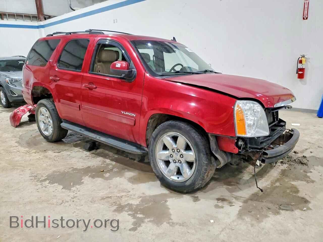 2013 GMC YUKON - VIN: 1GKS1CE01DR231897 - Photo 4