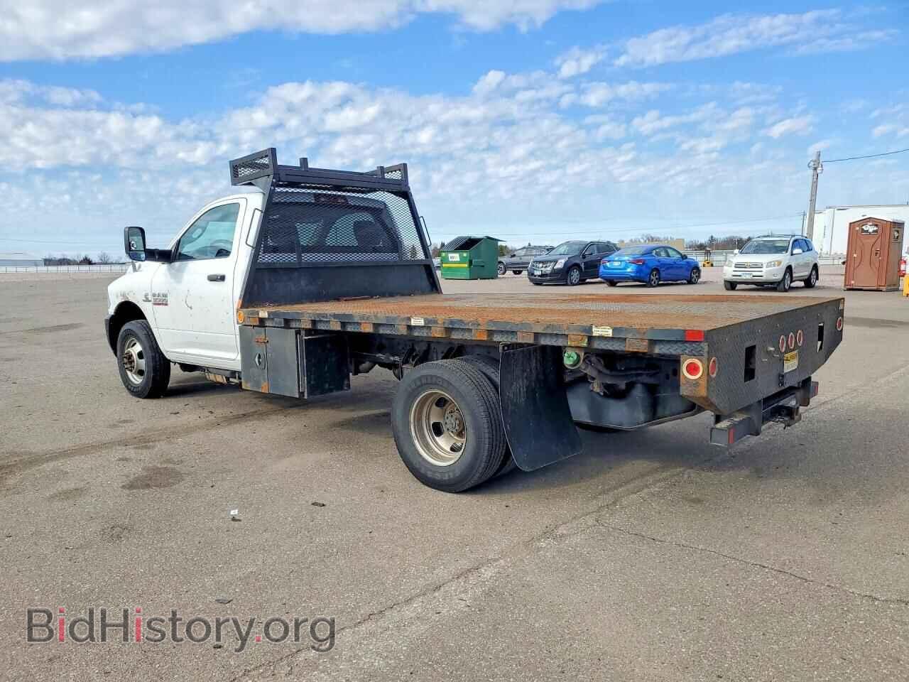 2018 RAM 3500 - VIN: 3C7WRTBL5JG213101 - Фото 2