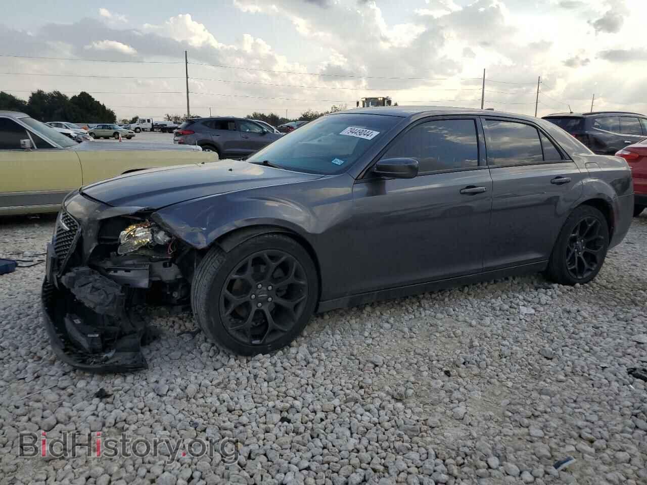 Фотография 2C3CCABG2KH562568 - CHRYSLER 300 2019