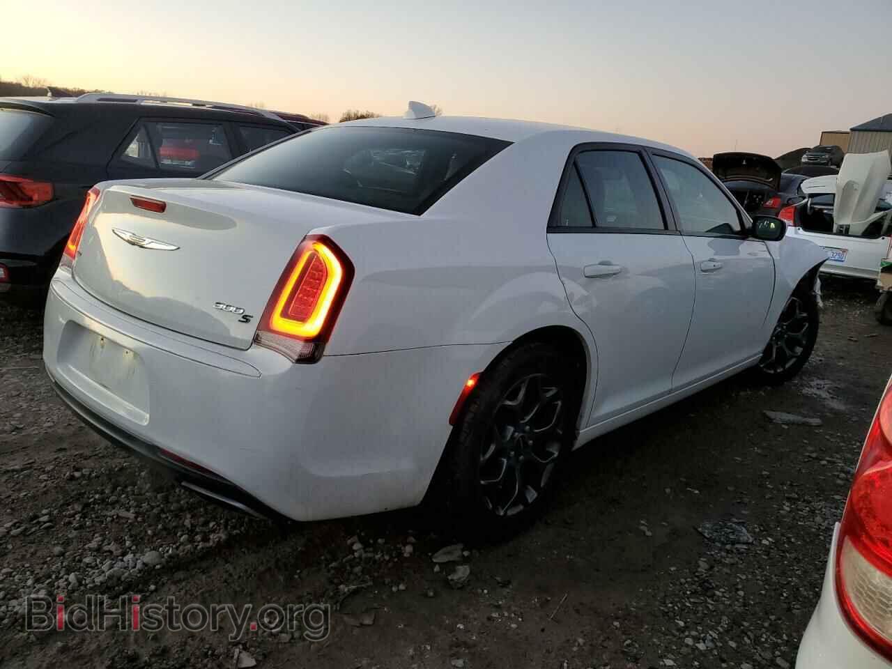 2016 CHRYSLER 300 - VIN: 2C3CCAGG9GH253194 - Фото 3