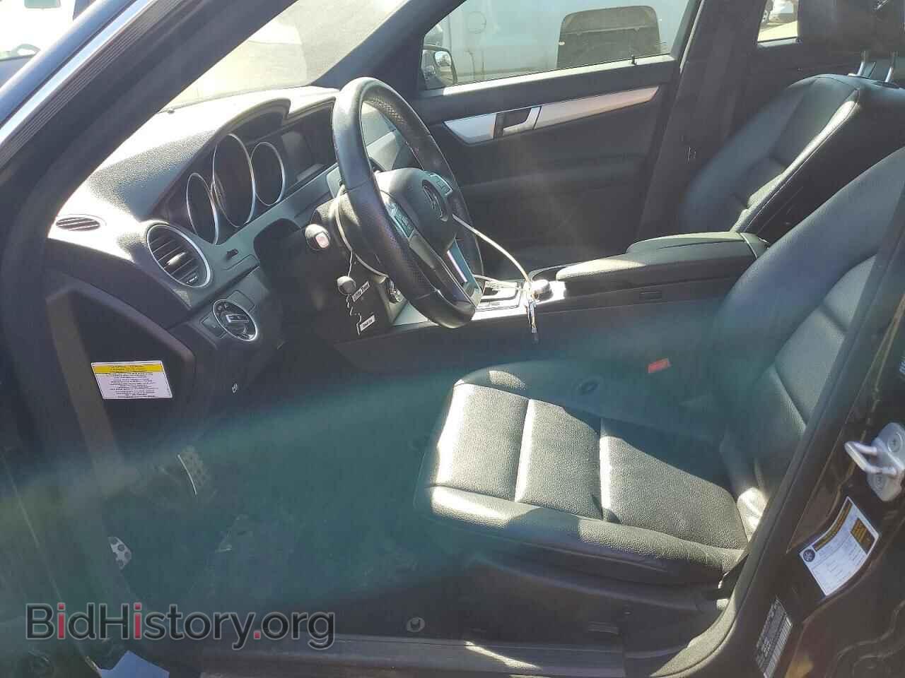 2014 MERCEDES BENZ C-CLASS - VIN: WDDGF4HB7ER310049 - Фото 7