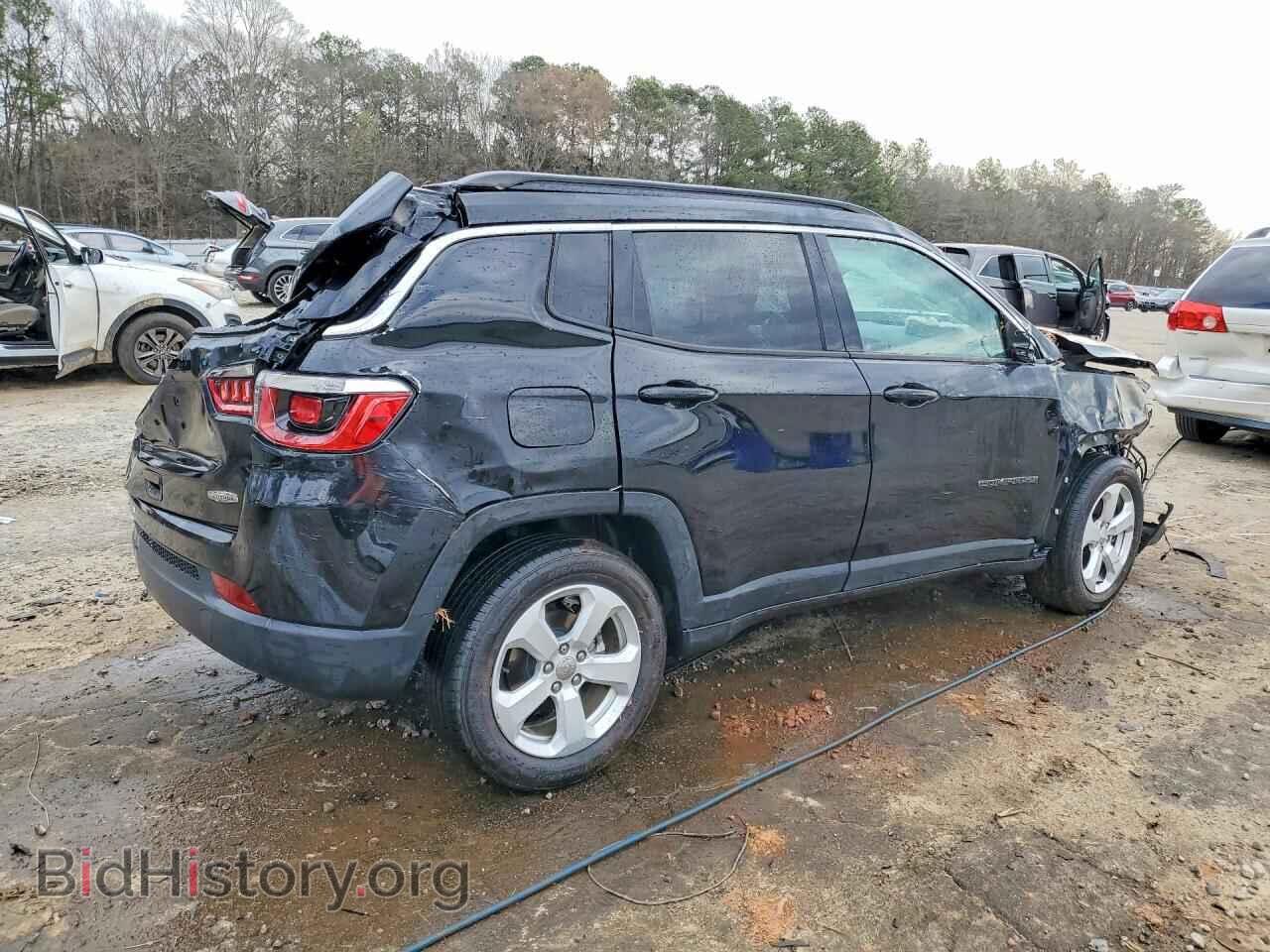 2018 JEEP COMPASS - VIN: 3C4NJCBB1JT233764 - Фото 3