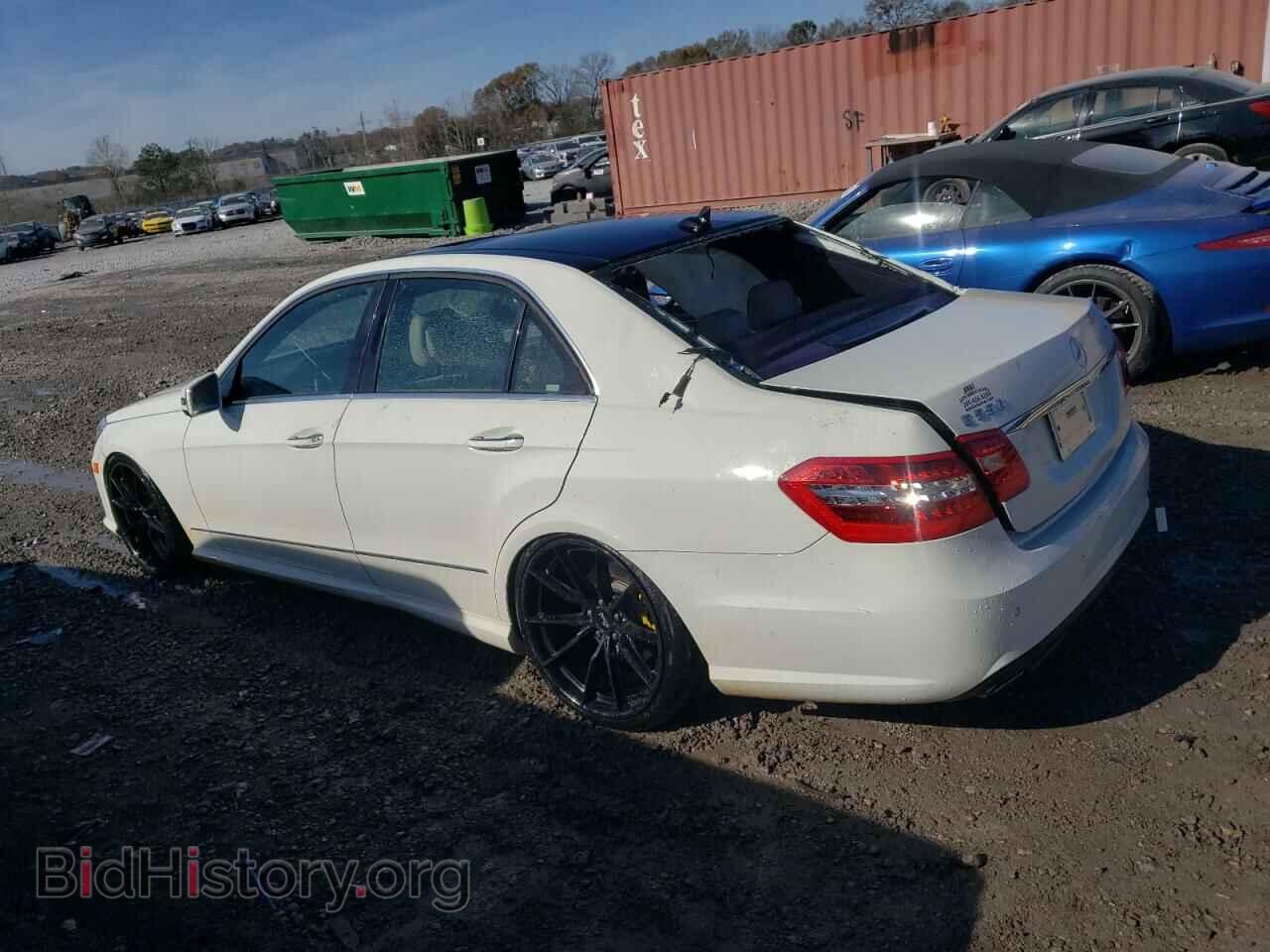 2011 MERCEDES-BENZ E-CLASS - VIN: WDDHF9AB2BA358998 - Фото 2