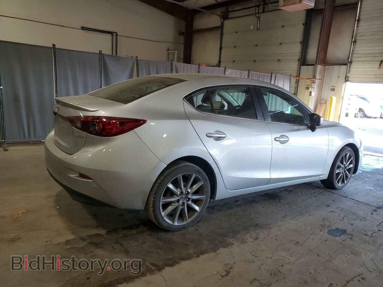 2018 MAZDA 3 - VIN: 3MZBN1V38JM197983 - Фото 3