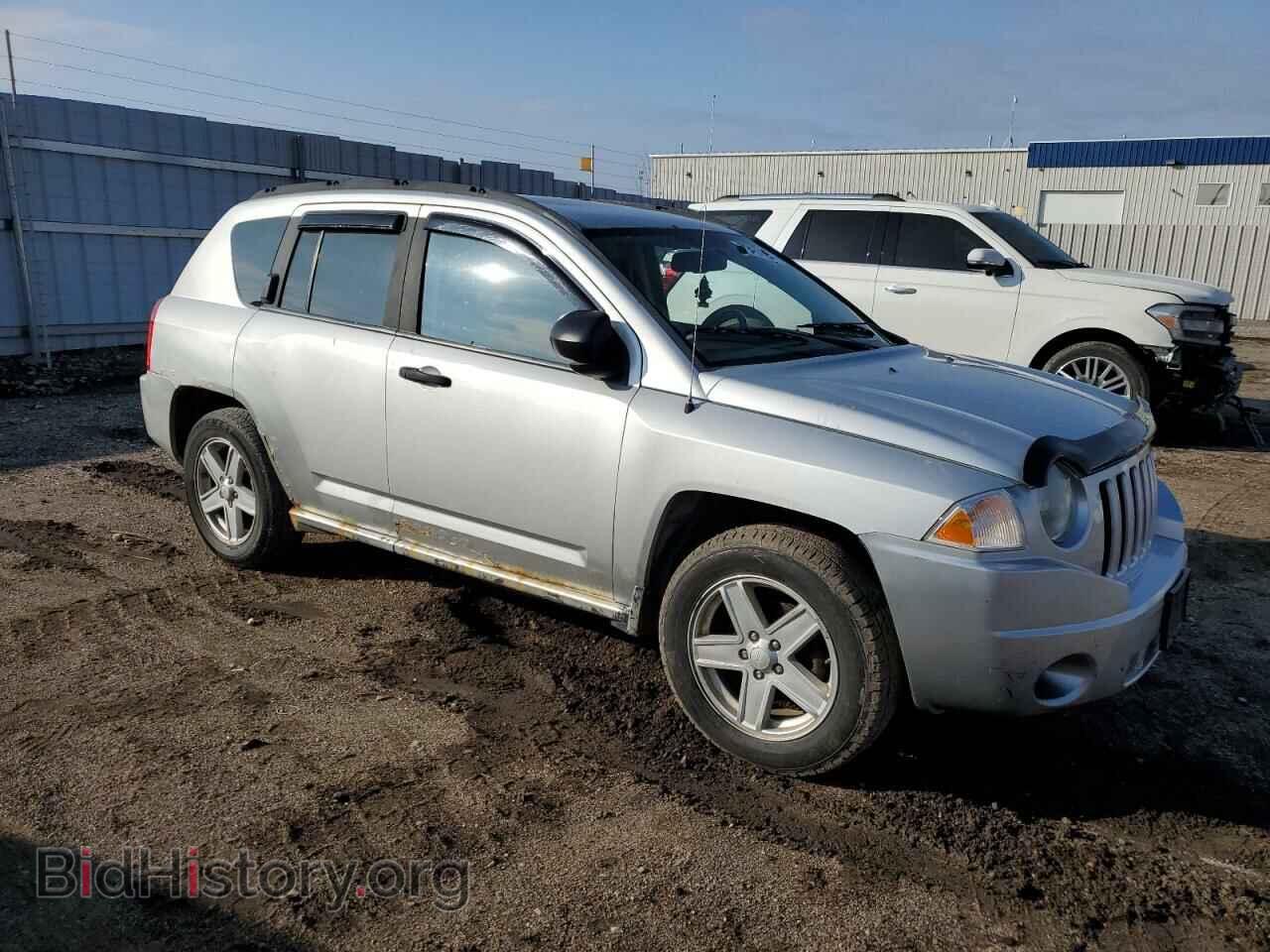 2007 JEEP COMPASS - VIN: 1J8FF47WX7D209185 - Фото 4