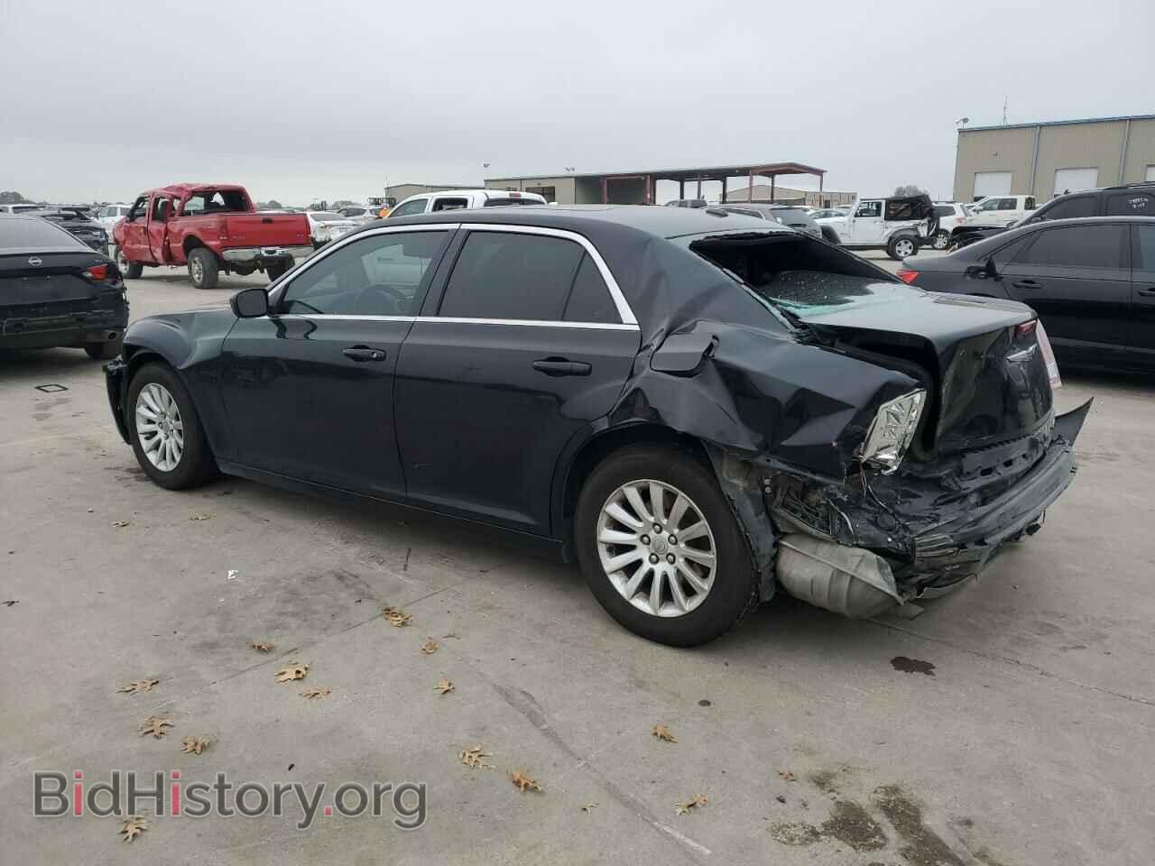 2014 CHRYSLER 300 - VIN: 2C3CCAAG3EH361350 - Фото 2