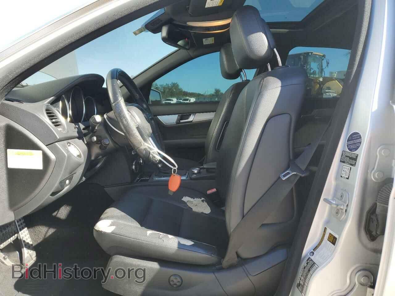 2014 MERCEDES-BENZ C-CLASS - VIN: WDDGF4HB8EA932982 - Фото 7