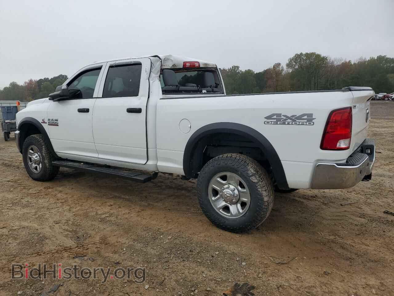 2017 RAM All Models - VIN: 3C6UR5CL6HG680317 - Фото 2
