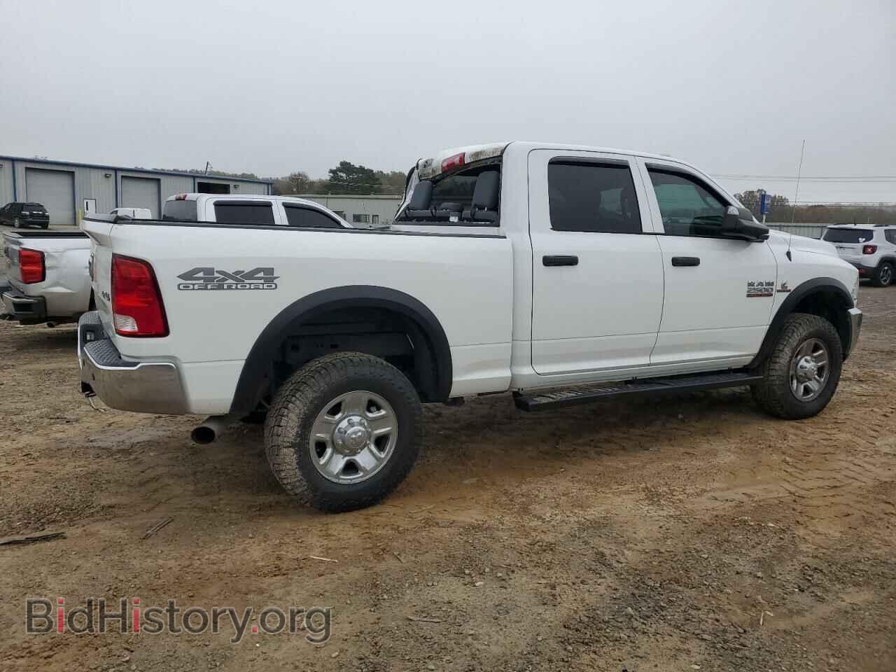 2017 RAM All Models - VIN: 3C6UR5CL6HG680317 - Фото 3