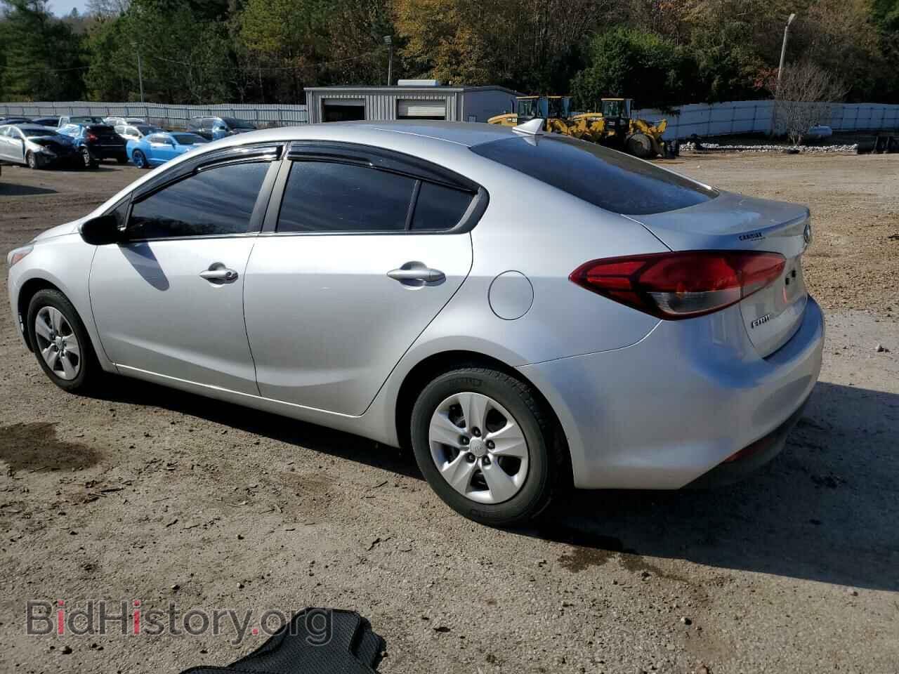 2017 KIA FORTE - VIN: 3KPFL4A77HE050269 - Фото 2