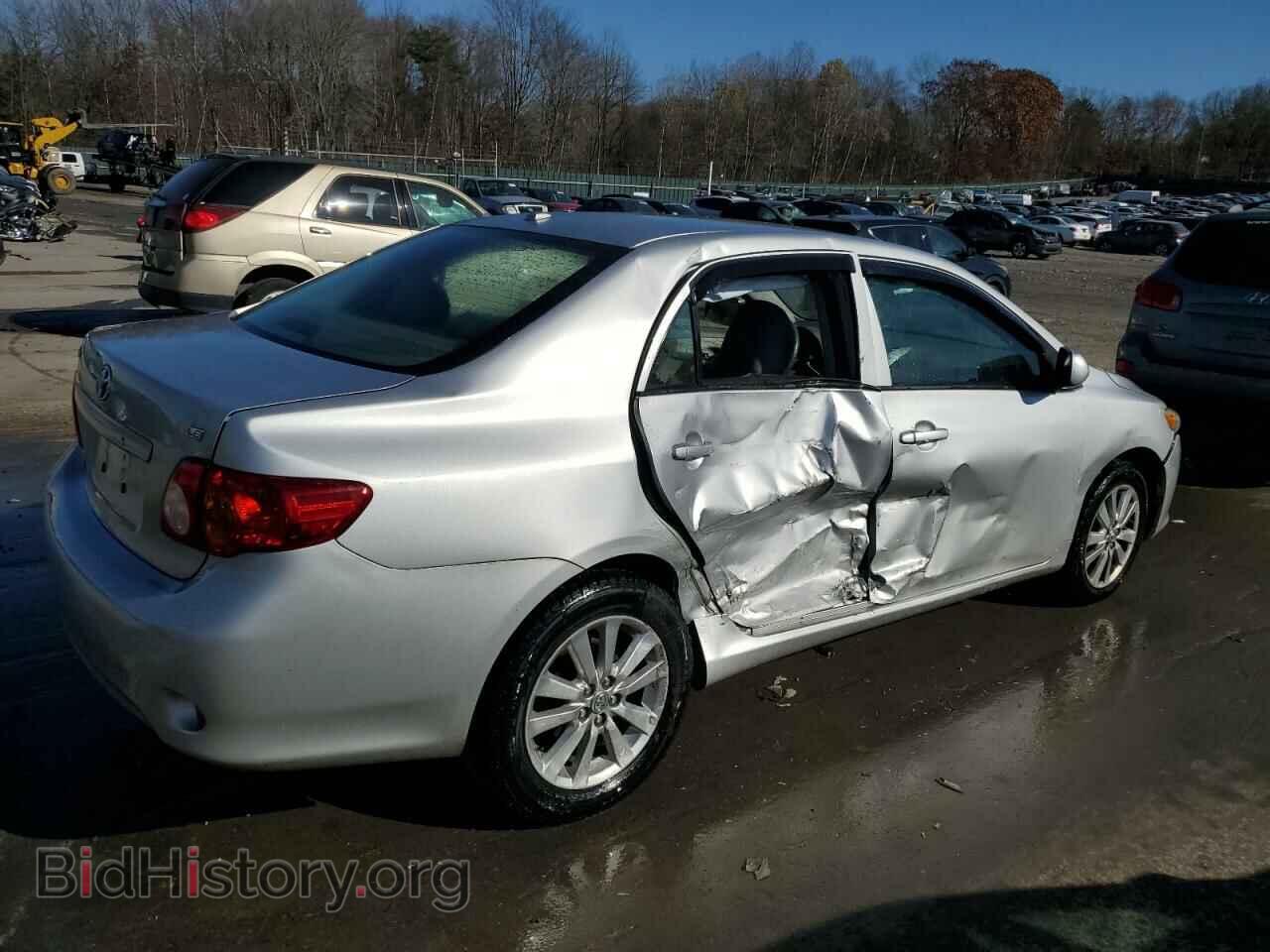 2010 TOYOTA COROLLA - VIN: 1NXBU4EE3AZ187720 - Фото 3