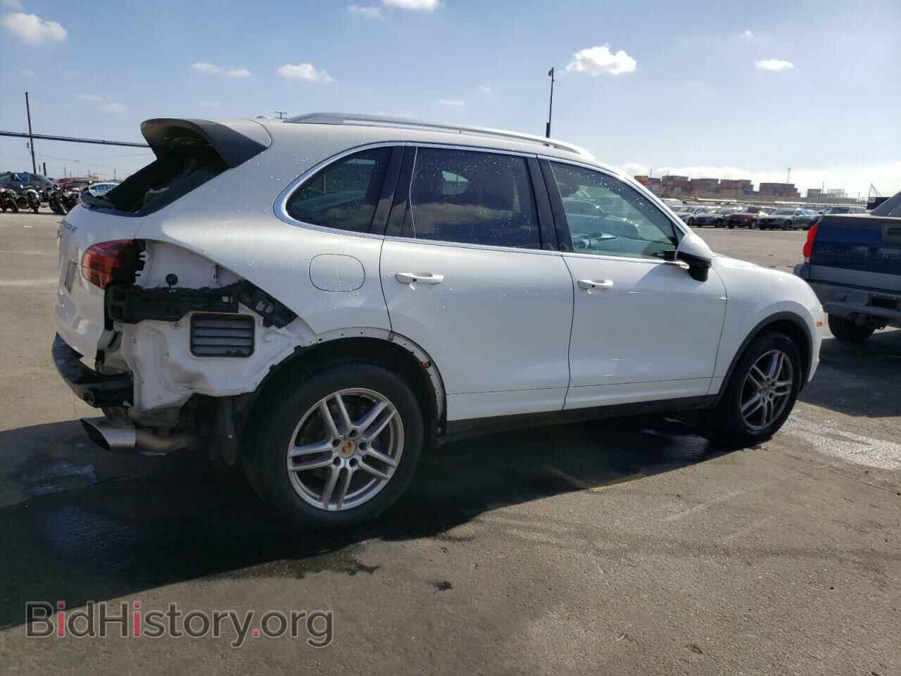 2016 PORSCHE CAYENNE - VIN: WP1AA2A21GLA00352 - Фото 3