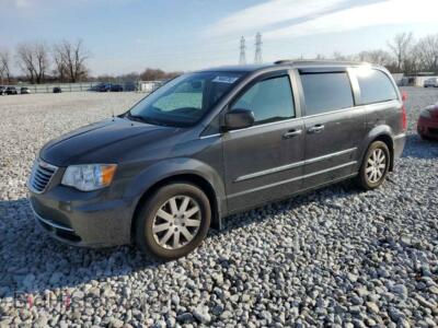 2015 Chrysler MINIVAN Touring, серый — VIN 2C4RC1BG7FR505191, Copart