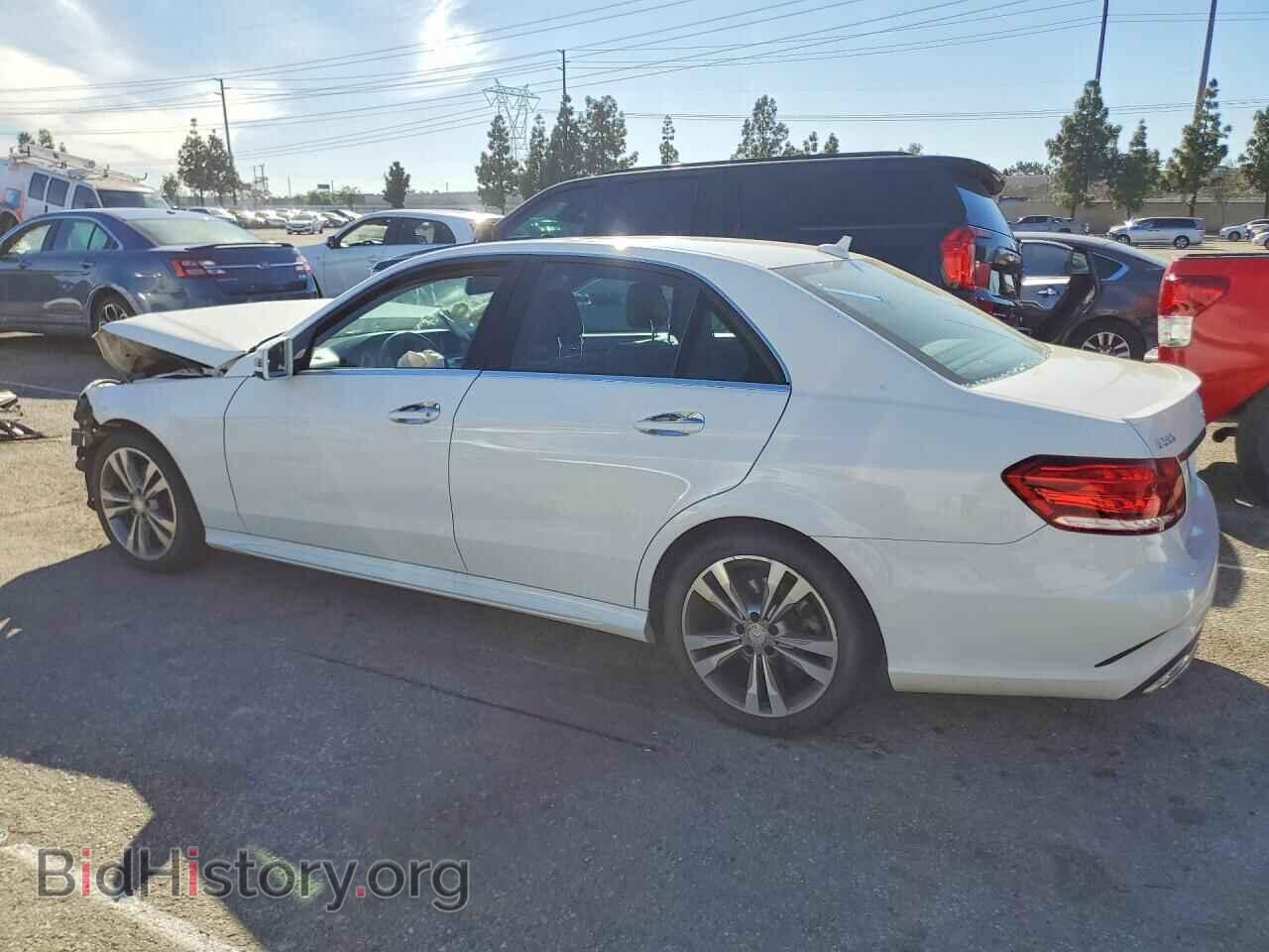 2015 MERCEDES-BENZ E-CLASS - VIN: WDDHF5KB3FB120133 - Photo 2