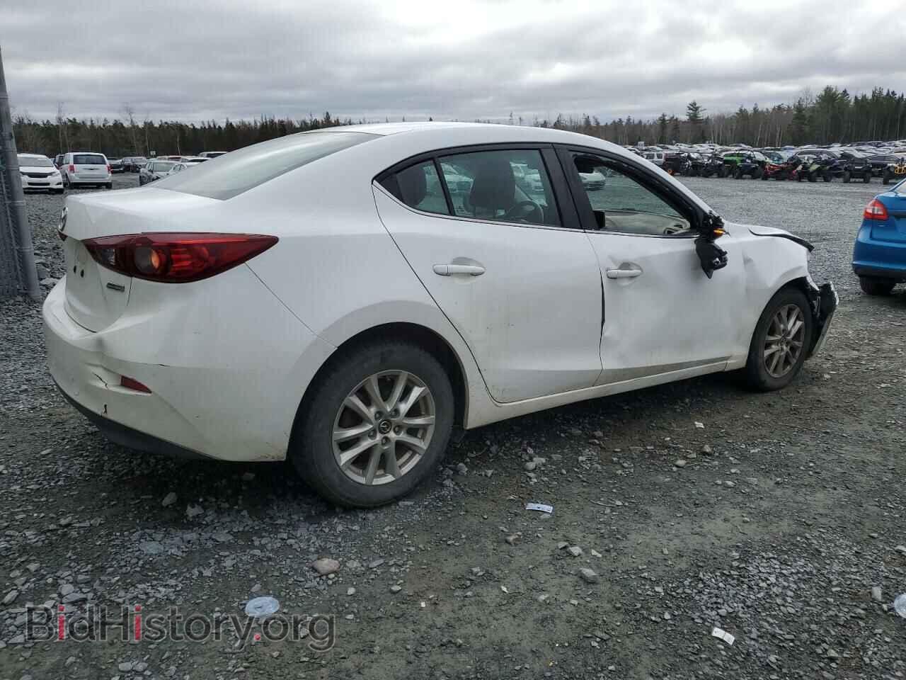 2018 MAZDA 3 - VIN: 3MZBN1V71JM218451 - Фото 3