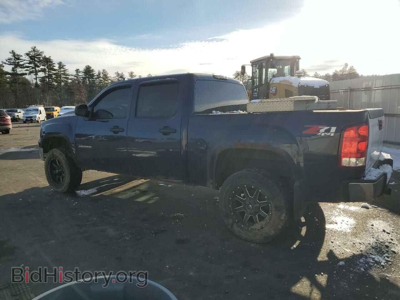 2011 GMC SIERRA - VIN: 3GTP2VE30BG272250 - Фото 2
