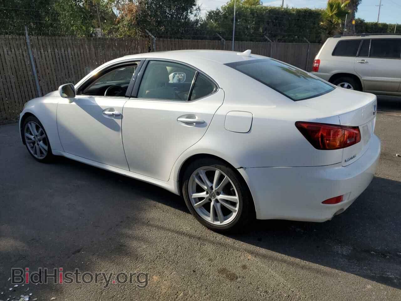 2007 LEXUS IS - VIN: JTHBK262X72024200 - Фото 2