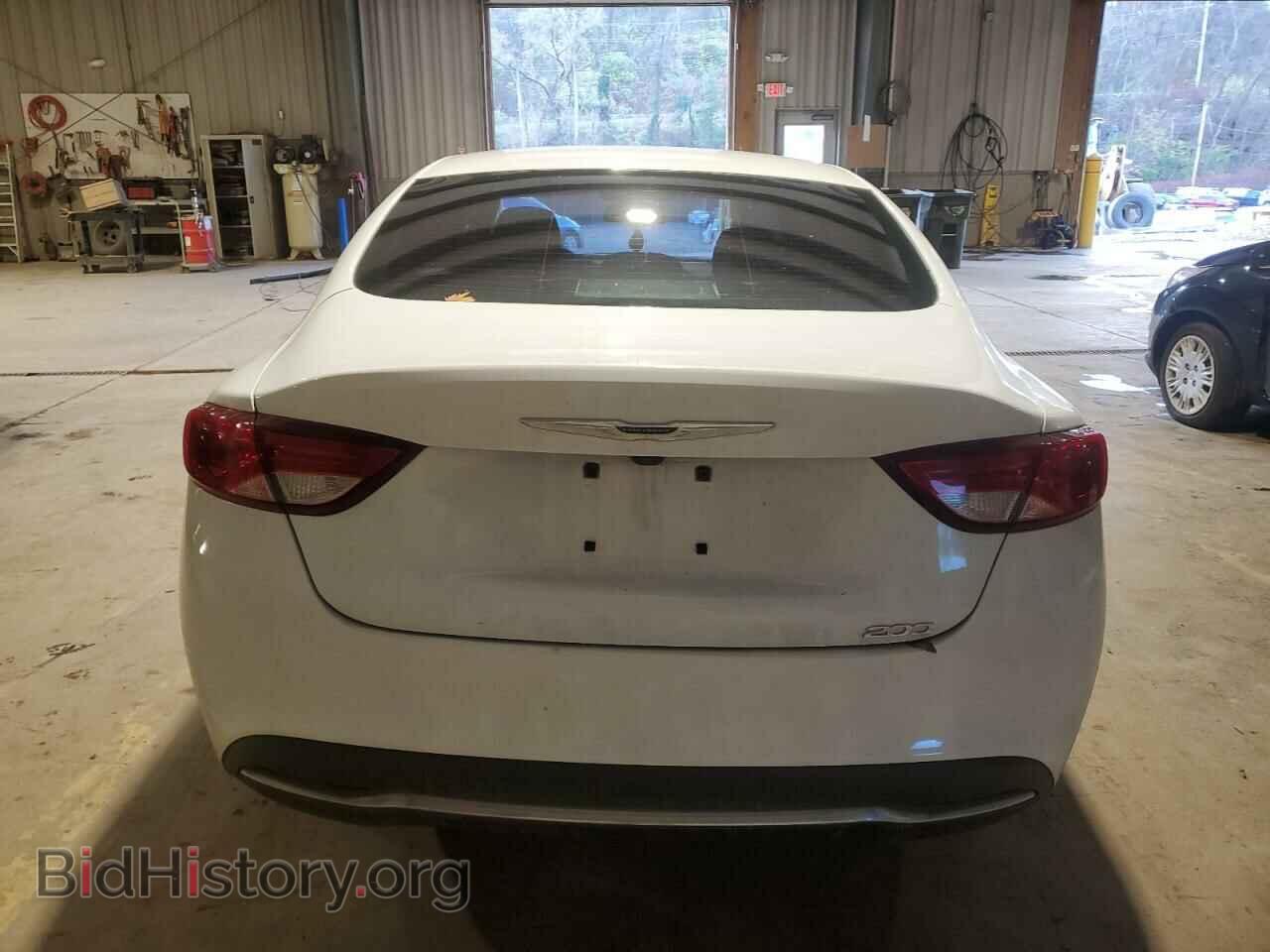 2016 CHRYSLER 200 - VIN: 1C3CCCAB7GN172128 - Фото 6
