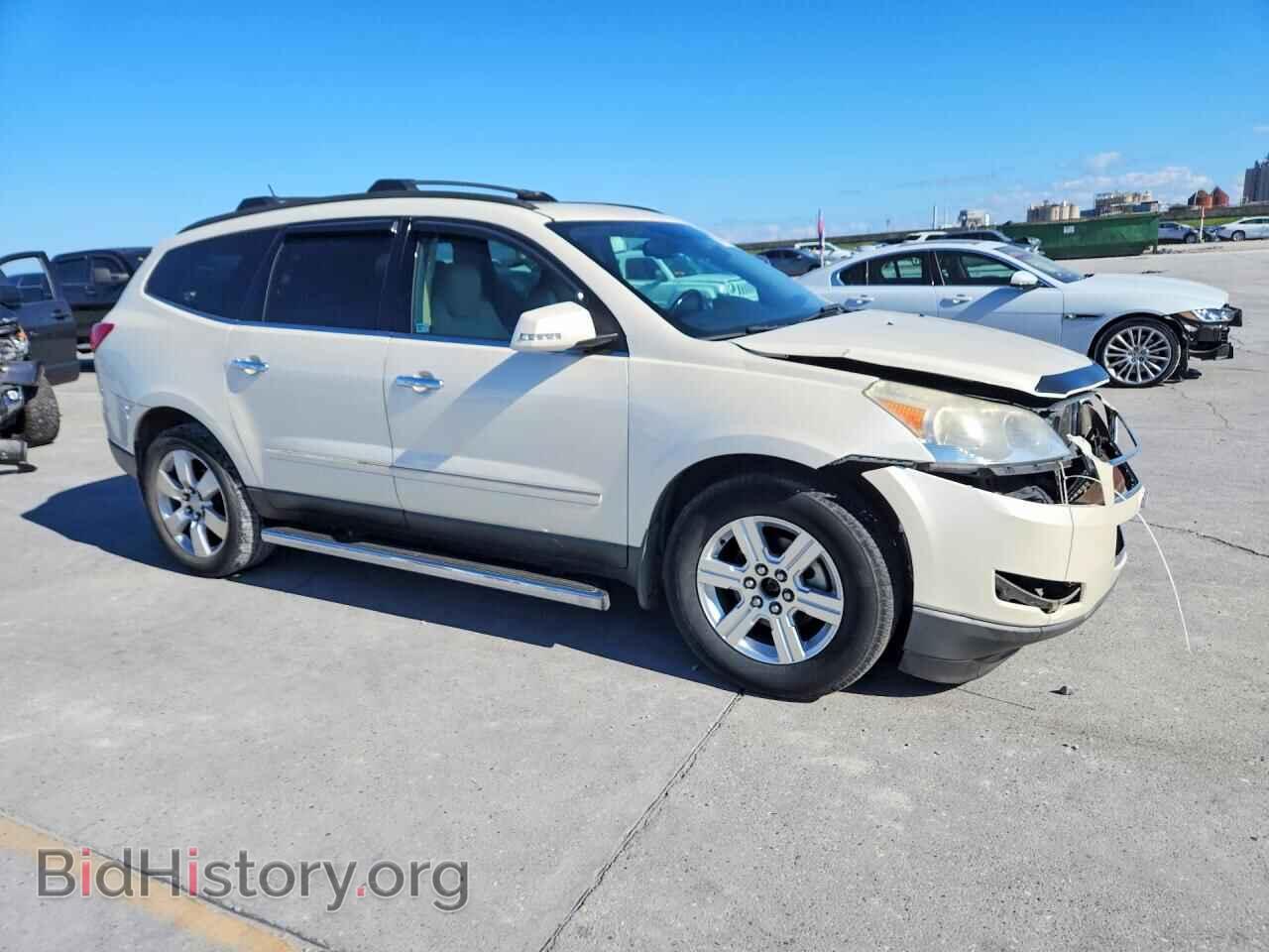 2012 CHEVROLET TRAVERSE - VIN: 1GNKRLED1CJ332417 - Фото 4