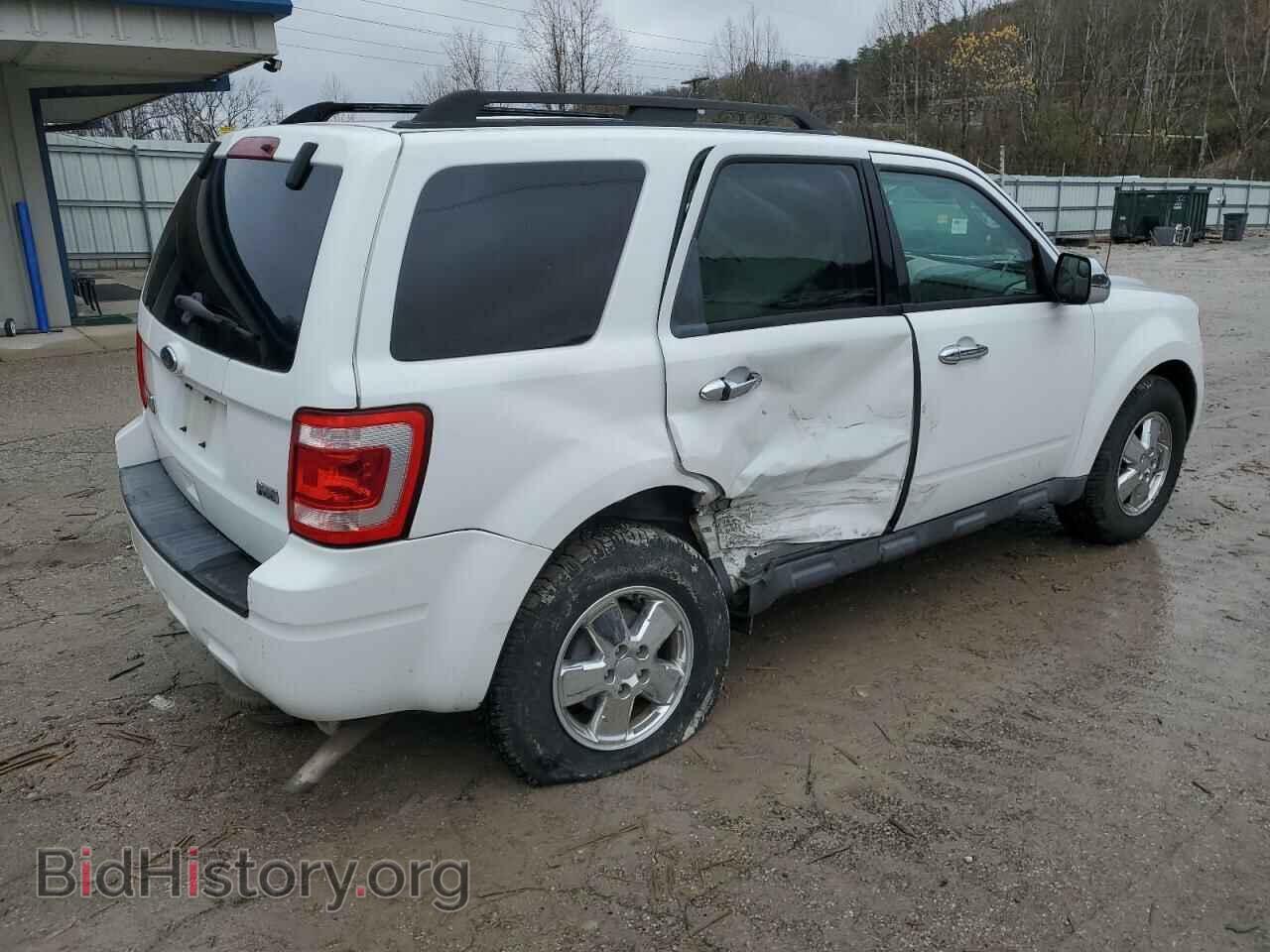 2011 FORD ESCAPE - VIN: 1FMCU9DG4BKA16587 - Фото 3