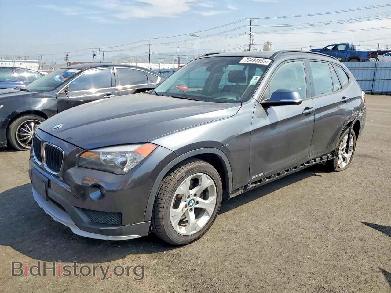 Фотография WBAVM1C57FV315944 - BMW X1 2015