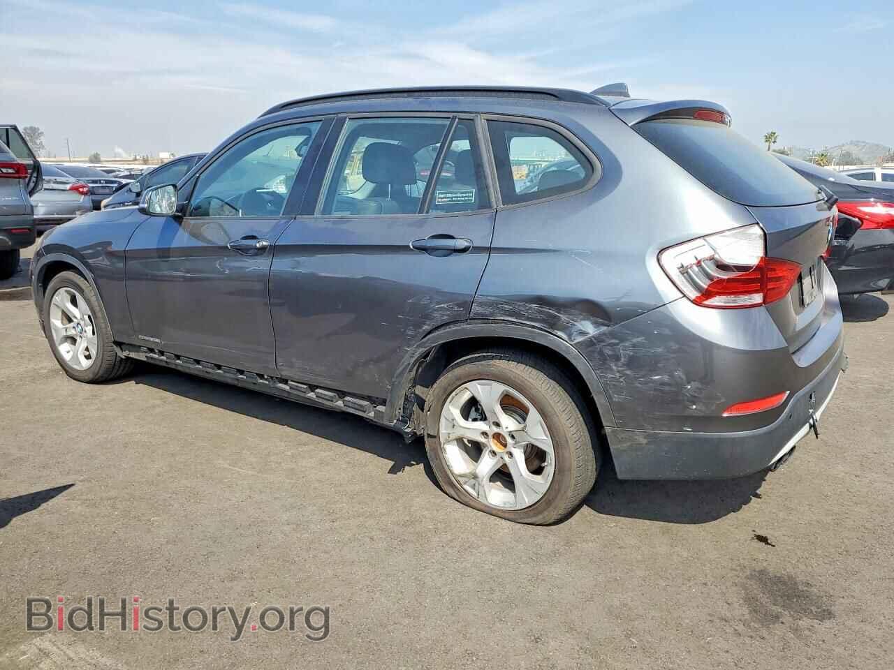 2015 BMW X1 - VIN: WBAVM1C57FV315944 - Фото 2