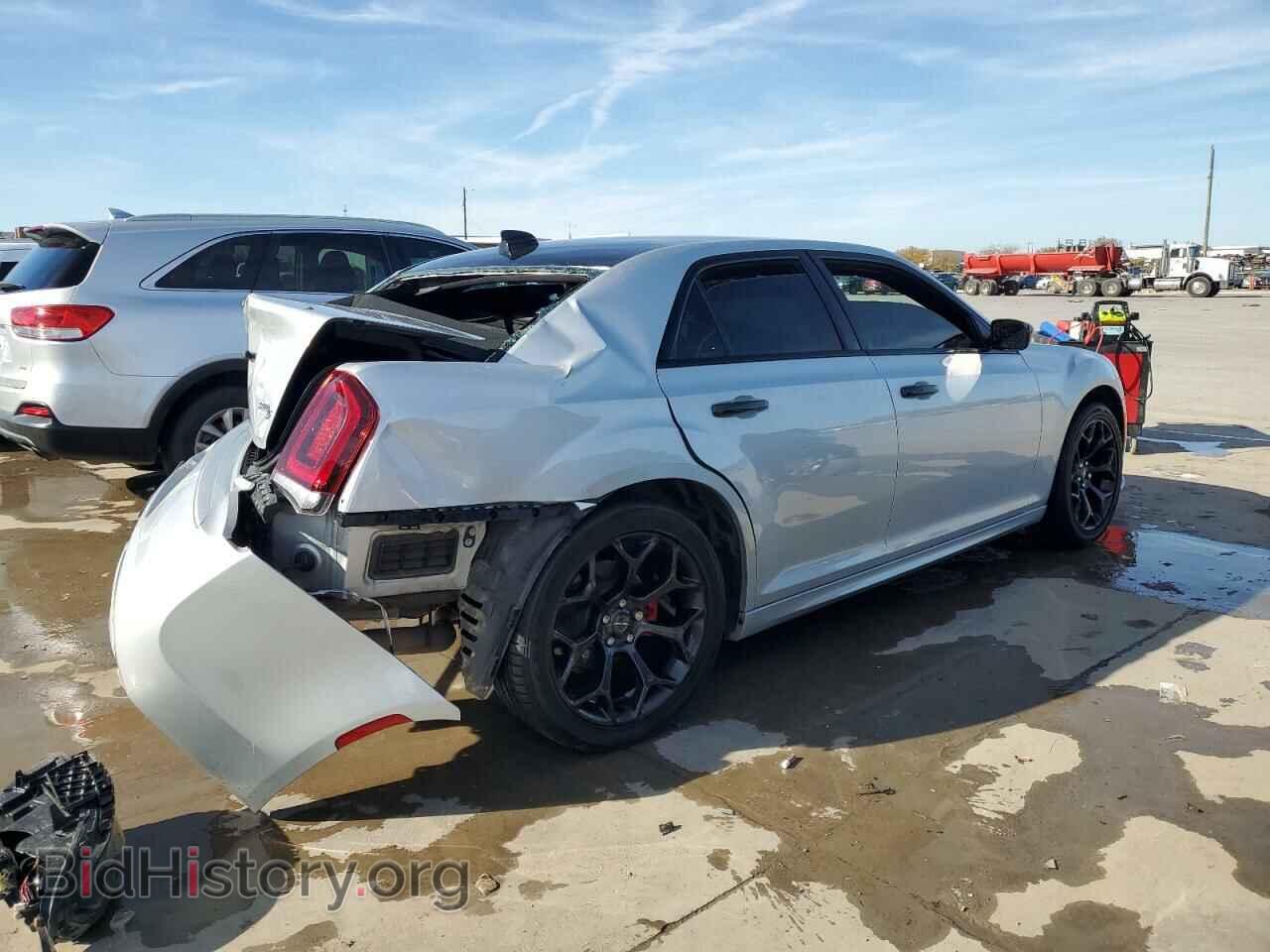 2019 CHRYSLER 300 - VIN: 2C3CCABG6KH686066 - Фото 3