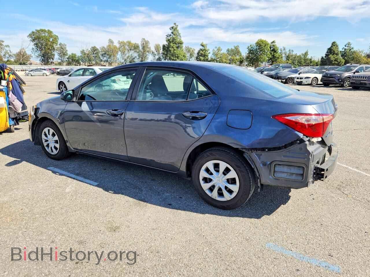2017 TOYOTA COROLLA - VIN: 5YFBURHE5HP690959 - Фото 2