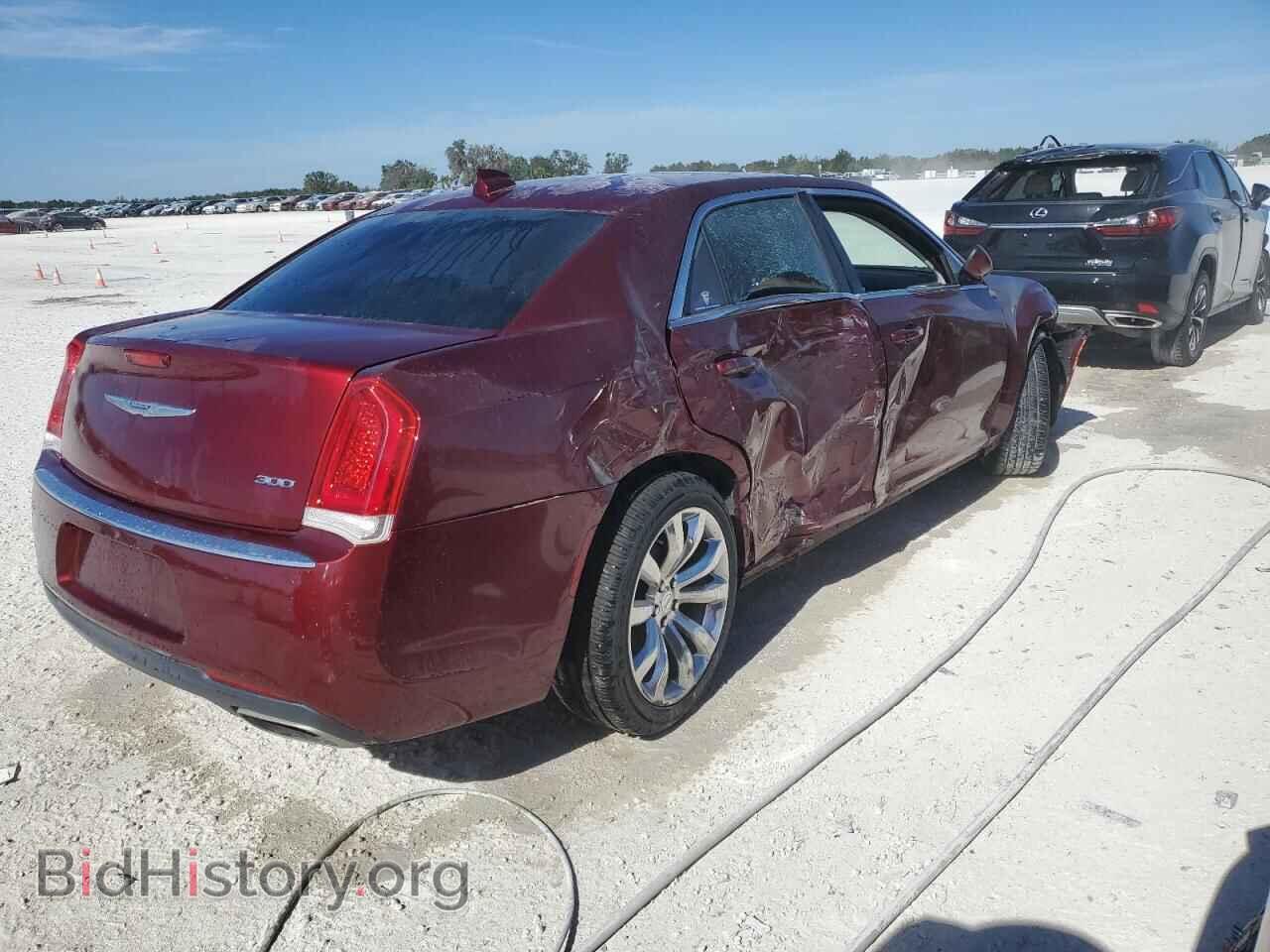 2016 CHRYSLER 300 - VIN: 2C3CCAAG2GH351217 - Фото 3