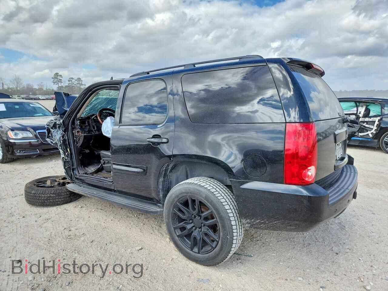 2008 GMC YUKON - VIN: 1GKFC13J18R188812 - Фото 2