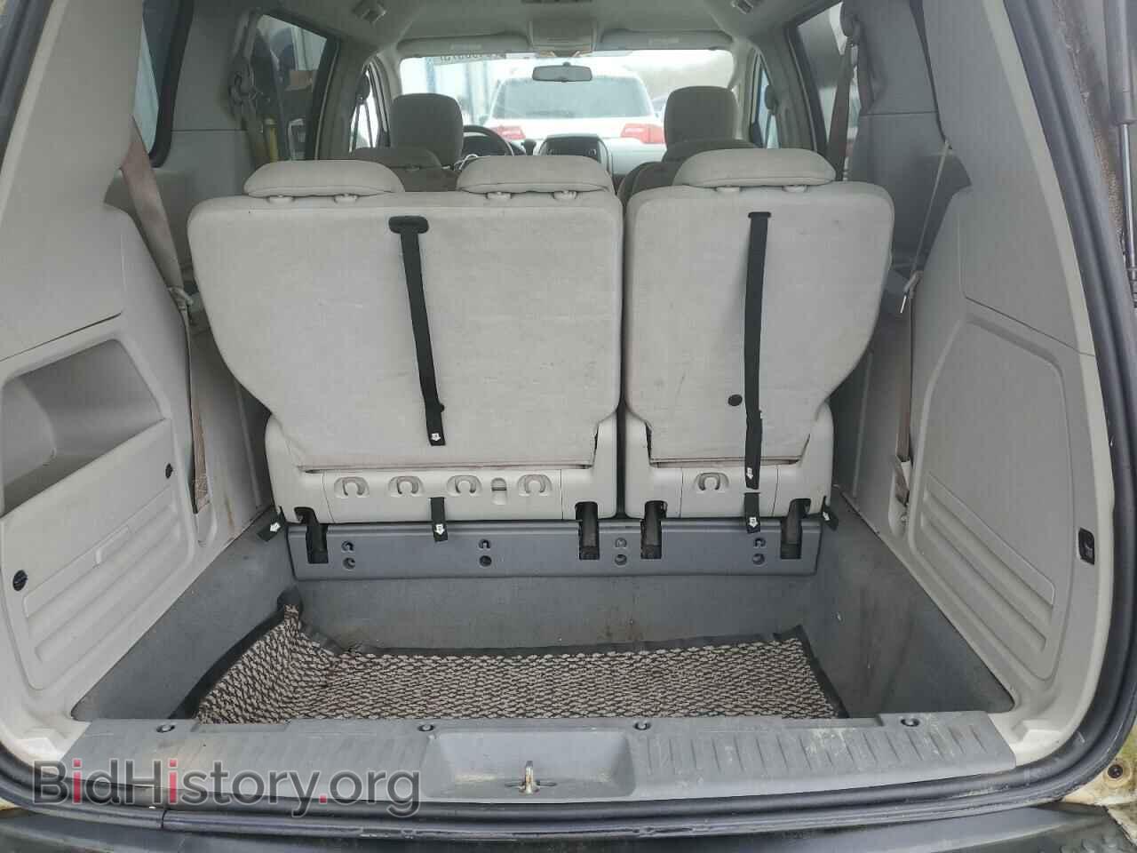 2009 CHRYSLER MINIVAN - VIN: 2A8HR44E69R656298 - Фото 6