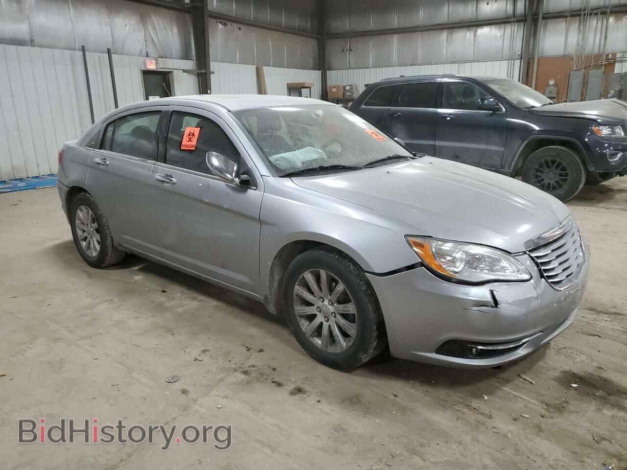 2014 CHRYSLER 200 - VIN: 1C3CCBCG0EN183374 - Фото 4