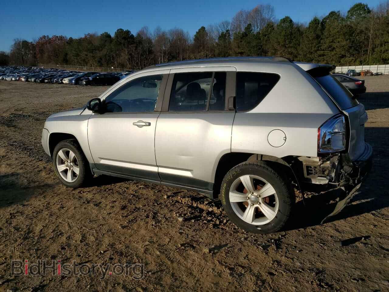 2011 JEEP COMPASS - VIN: 1J4NT1FA8BD228367 - Фото 2