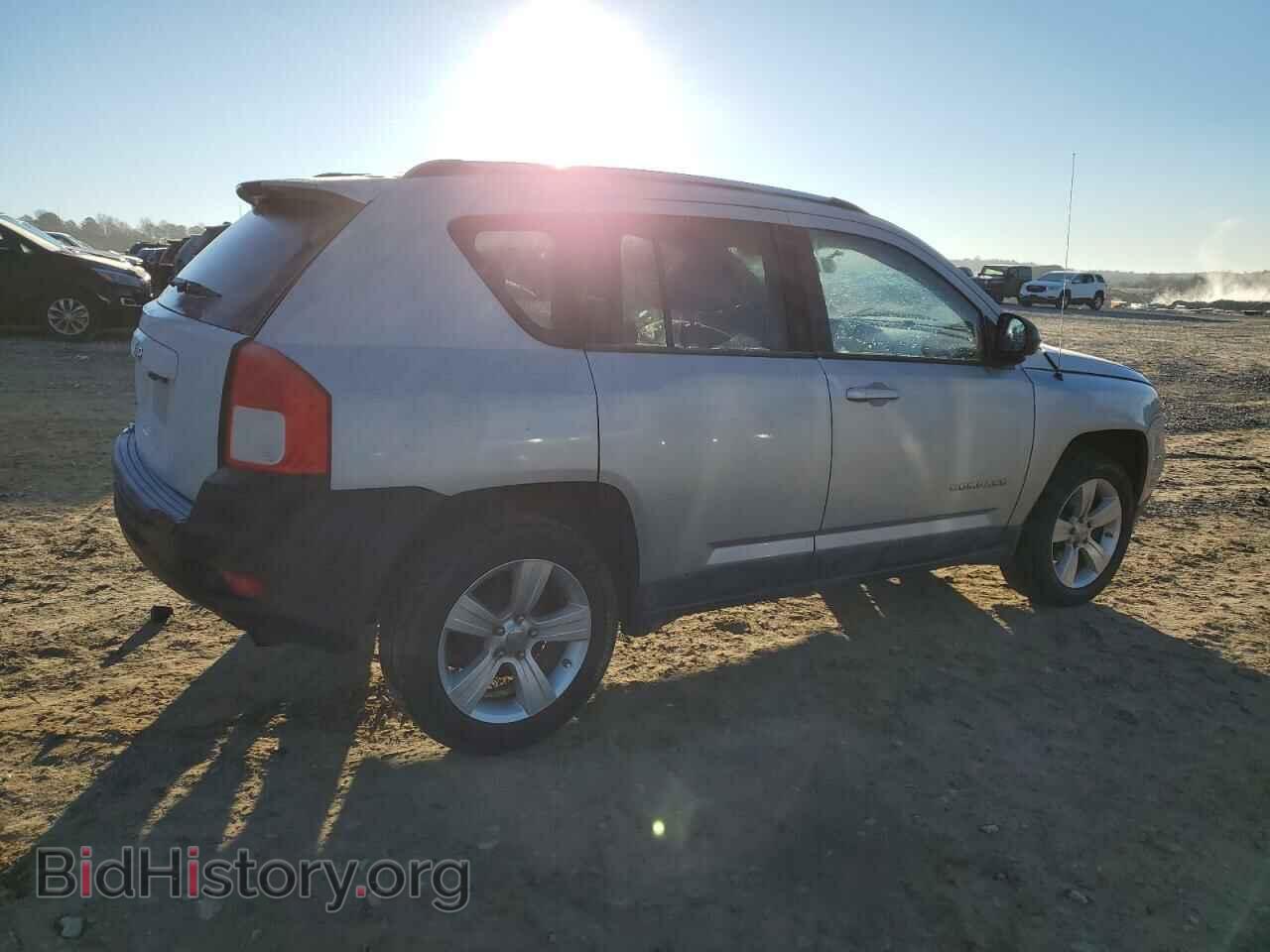 2011 JEEP COMPASS - VIN: 1J4NT1FA8BD228367 - Фото 3